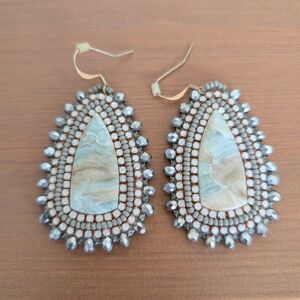 Elegant Silver and Cream Teardrop Earrings